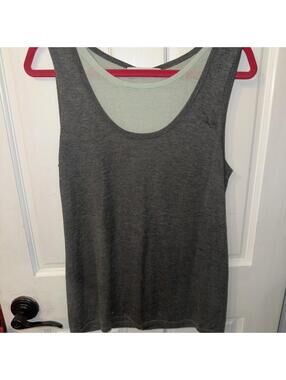 Kokun NYC double layer tank with button down button detail on back